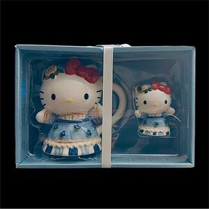 *NEW* Hello Kitty Ceramic Mug and Figurine Set
